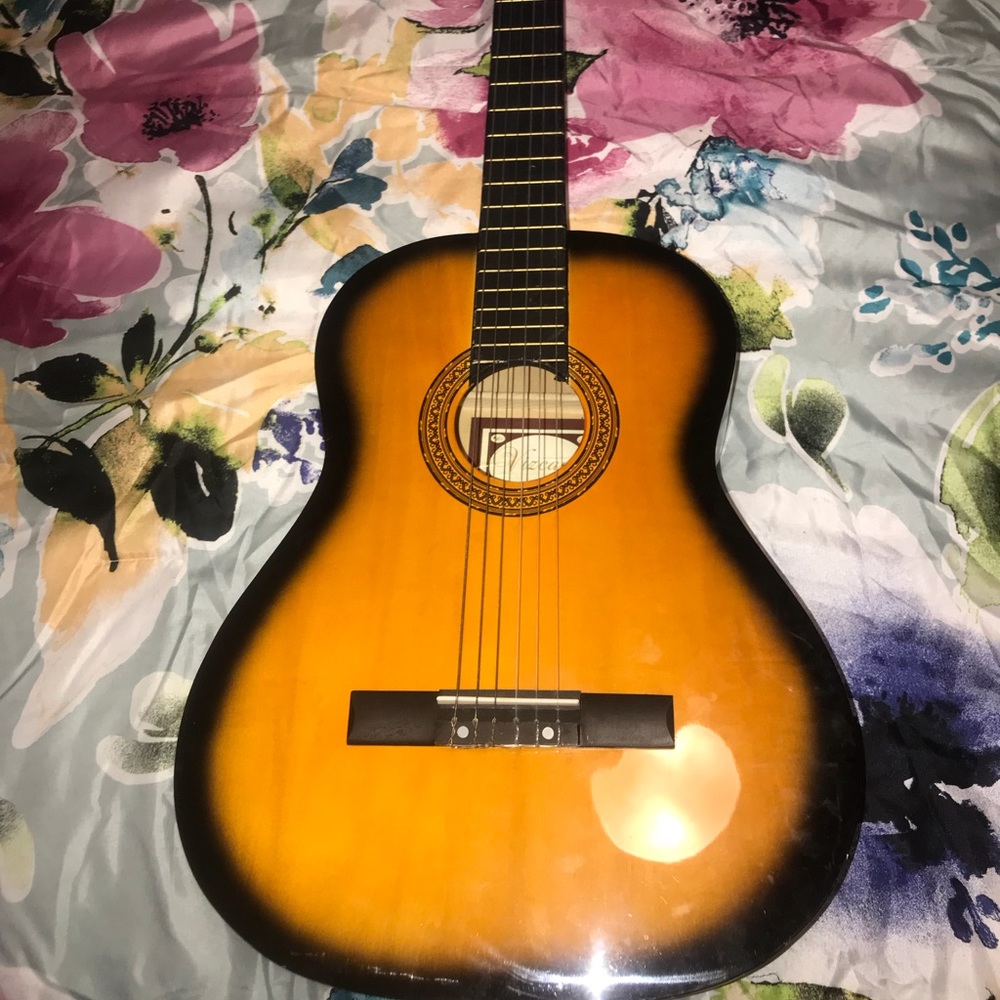 GUITAR
